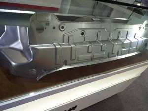 Car trunk structural parts
